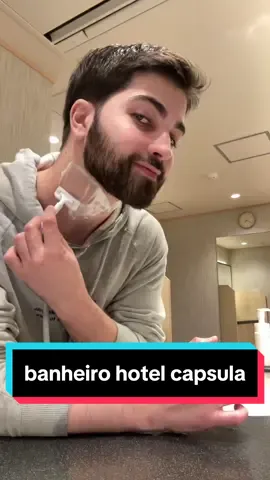 o banheiro do hotel capsula 🇯🇵 #japao #hotelcapsula #banheiro #japaobrasil #brasileirospelomundo #fy