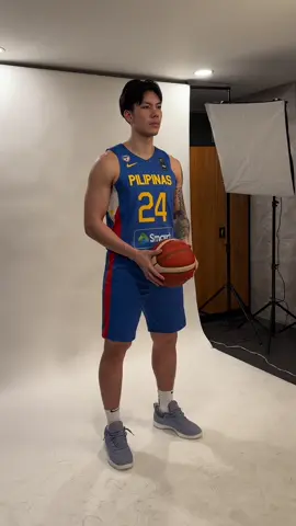 Can't get enough of Dwight Ramos? Here are some of the behind the scene vids from the shoot earlier! Catch Dwight and the rest of Gilas this Feb 25 at Philsports when they take on Ch. Taipei! #SBP #Puso #GilasNation 