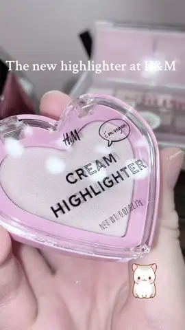 ✧ It’s so cute ✧ And it costs only 3 dollars🥹@H&M #fyp #foryou #fypシ #cosmetics #makeup #beauty #coquette #viral #soft #kbeauty #kpop #highlighter #cute #fyp 