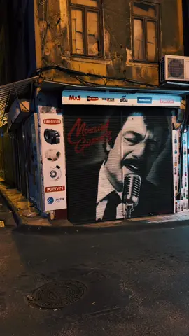 “İnadına yenilmeden aşık olmadan gel..”📌 #keşfet 