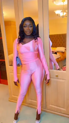 💗💗💗💗🇬🇲#gambian_tiktok🇬🇲🇬🇲 #gambiantiktok #viral #fyppppppppppppppppppppppp #senegalaise_tik_tok  @Fa Bintou Seri Babel 