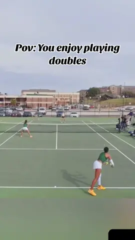 Do you prefer doubles or singles ? #tennis #fyp #athlete #tennisplayer #doubles #CapCut 