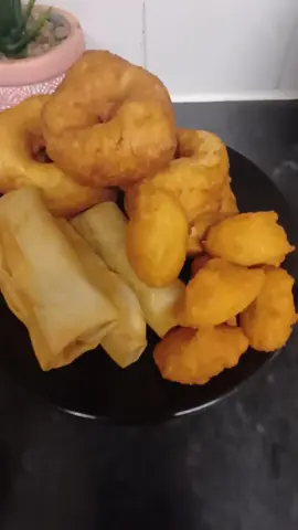 Sambus Baasbaas Iyo Bajiyo