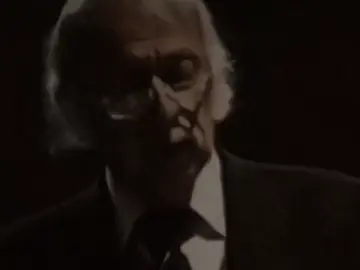 وقريباً انتَ ايضاً تَستِريح . #مظفر_النواب 💙 