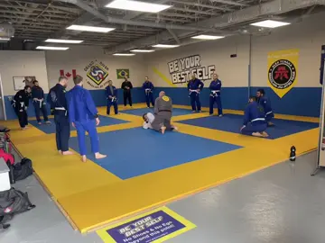 Ready to level up your grappling game? 🥋💥 Join us at Grand River BJJ for expert training, community vibes, and endless rolling sessions! #BJJ #MartialArts #TrainWithUs #atbjj #ciceroschiavinibjj #jiujitsu #respect #artesuave #atamajiujitsu #bjj #amizade #respeito #koralfightco #brazilianjiujitsu #blackbelt  #kvra #blackbelt #purplebelt #bluebelt #everydayporrada #whitebeltarepeopletoo #oss #alextchakabjj #bjjcambridge #beyourbestself #cicerocostha #gringobjj #grbjj #grandriverbjj #galt #galtcambridge