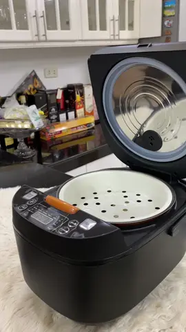 Rice Cooker na Buy 1 take 1 sobrang sulit ng pera mo dito grabe ang ganda 😍✨ #ricecooker #maimete #electric #electriccooker #buy1take1 #fyp 