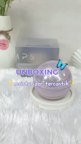 STOP SCROLL BUAT YANG MAU GLOWING ‼️  Ini dia Moisturizer masa kini dengan packaging super cute dan mewah 🦋🤩  #vamps #vampsmoisturizer #skincareviral #moisturizer #skincare #fyp ##retinal 