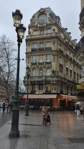 Villiers - Paris 17e #paris #visiteparis #parisjetaime #paris17 #paris17eme  #ruedeparis 