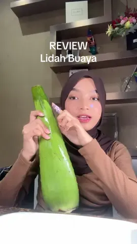 nyobain makan lidah buaya🤢 ternyata gak enak! #lidahbuaya  #aloevera 