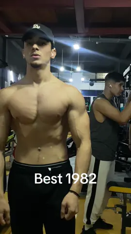 Best 1982  #fyp #f #الشعب_الصيني_ماله_حل😂😂 #fypシ #viralvideo #foryourpage #athletics #athlete #fypage #viral #foryou #funny #fr 