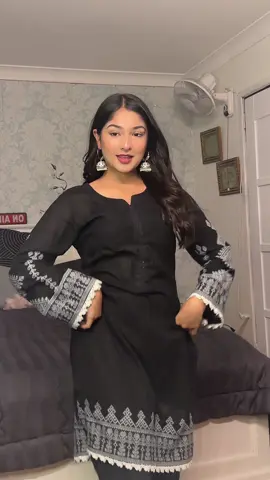 🥳🥳 #fyp #foryou #foryoupage #bolly #bollywood #tagthem #trend #fypシ #model #relatable #sing #carkaraoke #desitok #pakistan #desiwedding #beauty #pakistanisong #urdu