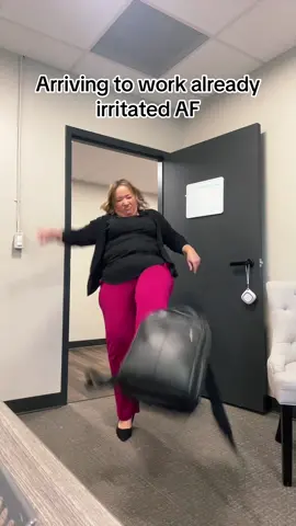 I dedicate this @BryGuyFerreira. I clearly need to work on my backpack kick. #humorousresources #chiefmemeofficer #bryguyferreira #corporatehumor #wtf #inofficeday #corporatemillennial 