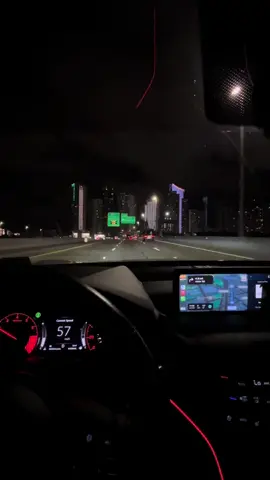 Miami nights✨ #livinglife #miamilife #miaminightlife #hookah #miamibeach #miami #miamirestaurants  @SoBe HOOKAH Brickell Miami