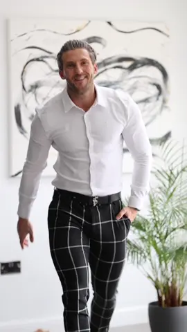 White shirt - black trousers - black shoes 👌 a classic look that will certainly look great on any man!! This outfit is from @fathersons_ and the pleated shirt is incredible 🔥 Quite possibly my favourite shirt from this brand and I have a lot of their shirts 😅  #mensfashion #mensfashionpost #mensfashionstyle #mensfashionwear #mensfashionfix #mensfashionposting #menstyle #menstyleguide #menstylefashion #menstyleblog #mensoutfit #mensoutfits #mensoutfitideas