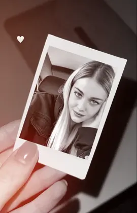 ##Unuttuğum Kimse Yok !. Silinip Giden Değerler Var Sadece ... #Önemsiz Gördüğüm Kimse Yok !.  Önemini Yitirenler Var Sadece ...            #GÜNAYDIN_HAYIRLI_SABAHLAR         tuğba çnr 💞#💔💔😔😔😔