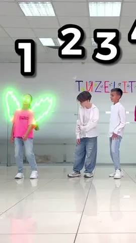 TUZELITY SHUFFLE ⭐️ Who Best Dancer ? 😱🔥 38M Subs 🚀
