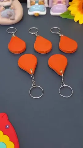 Keychain Magnifying Glass ✨ Madali lang dalhin kahit saan kaya magagamit mo talaga palagi. #magnifyingglass #keychainmagnifyingglass #minimagnifyingglass #portablemagnifyingglass #affiliatemarketing 