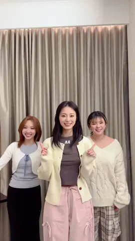 All eyes on our maknae👀 #lookatme #트와이스 #TWICE  #나연 #NAYEON #정연 #JEONGYEON #쯔위 #TZUYU