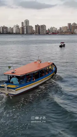 Tudo pode ser lindo, nosso olhar define tudo! #olhar #olhares #santos #mar #vivaavida 