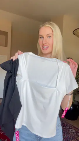 Ready to wow the crowd? Look no further than our new square neck short sleeve tops!! #pumiey #tiktokshop #casualoutfits 