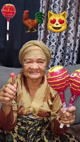 Grandma eating food emoji candy #foodtiktok #emojichallenge #foryoupage #mommacoco #grandma #eatwithme #mukbang #fypシ 