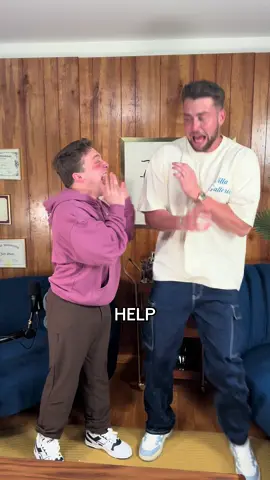 you guys asked for a height difference…session 8 of therapuss with Harry Jowsey premieres tonight at 9 PM PST 🐙