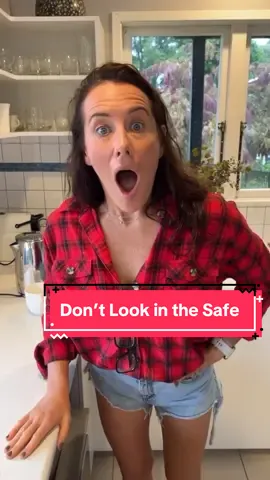 Don’t Look in the Safe 👀😂 @Jojo Legg #Jethro #couplecomedy #mikeandjoelle 