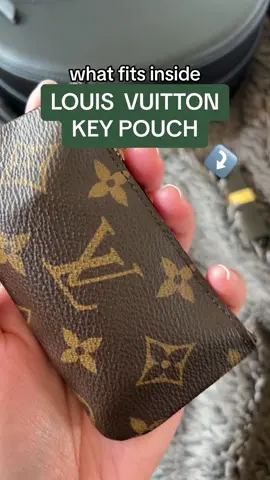 MY MOST USED LOUIS VUITTON PIECE FOR SUREEEE!! My louis vuitton key pouch in monogram canvas has been through it if you cant tell 😅🤣 #louisvuitton #lvkeypouch #whatfits 