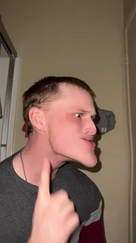 BYE-BYE🧏‍♂️🤫Jim Carrey Mewing Tutorial #fyp#foryou#viral#trending#chrizzhall 