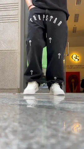 #trapstar #baggyfit #baggyjeans 