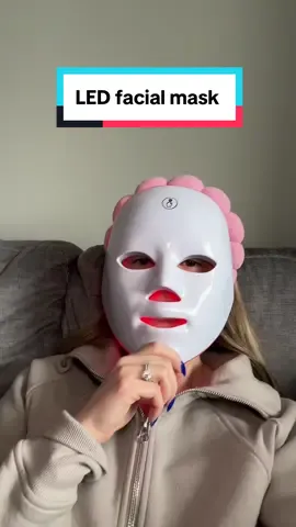 Lazy girl skincare! Dont pay over $100 for this!! Get it for less than $20 🔥 #skincare #ledlights #facialmask 