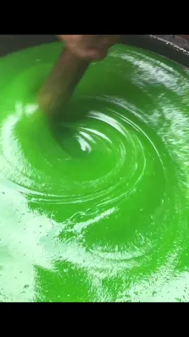 Noooo I didn’t stop making soaps na you no gree patronize me 😂 liquid soap packaged for 100 guests ✌️Oya rate my packaging 😜#cosmetics #souvenirinibadan