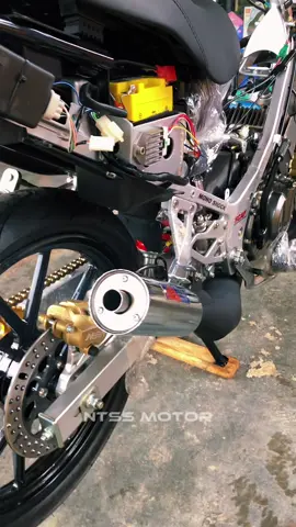 Cek sound knalpot yypang di satria hiu satria 2tak #satriahiu #satria2tak #satria2takindonesia #yypang 