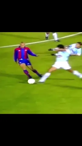 Ronaldo Nazario best moments #CapCut #fy #fyp #foryoupage #fypシ #tiktok #fcbarcelona #barca #footballedit #blowthisup #makethisviral #footballtiktok #skills #footballskills #ronaldonazario #r9 #ronaldofenomeno #skillsfootball #brazil🇧🇷 #brazilskills #dribbling #footballmoments #footballvideo #footballedits 