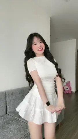 Hình như ăn Tết xong tang can ruii, phải giảm lại thui 😛