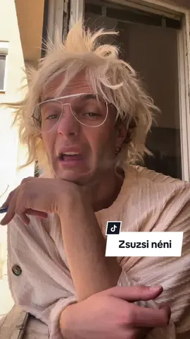 Mama és Zsuzsi néni