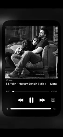 Şimdi səndən vazmı geçmelii.🖤#keşfet #fyp #furyou #marazali #idil #fy 