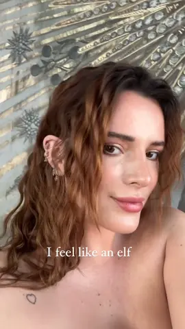 I feel like I look like a mythological character here but i dont know which one?! Lmk what u think! #mythicalcreature #fantasybooktok 