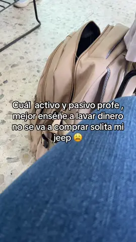 Amo mi carrera pero no me deja dormir 🫠🤍💰👩🏽‍💼 #contabilidad #IGE #viraltiktok 