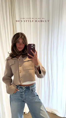 my 90s style haircut 👸🏽✨ @EdwardsAndCo by @LachlanJohn_Hair x  what to ask for: long face framing and soft layering 🤎 #90shaircut #blowout #haircut #90blowout #faceframinglayers 