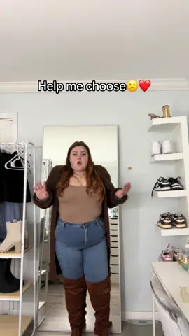 Help meeee @FashionNovaCURVE 