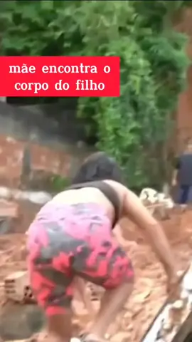 mãe perdeu o filho após desabamento #news #triste #noticias #tragedia 