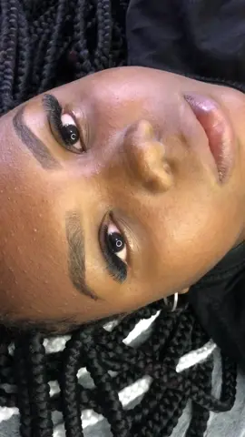 Aquela transformação de olhar q amamox, gostaram do resultado?🗣🔥😍 #fyp #extensaodecilios #lashes #fy 