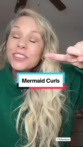 Embrace your natural waves this summer 🌊☀️#beachwaverbabes #beachwavercurler #igotbeachwaved #thebeachwaverco #thebeachwaver #mermaidcurls #wavyhair 