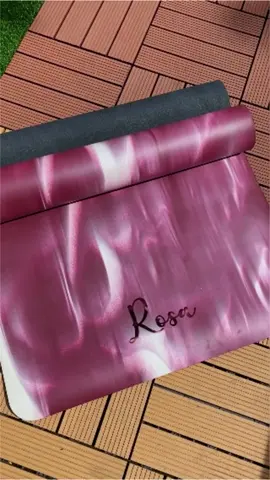 Custom nama on premium marble yoga mat😍 Thank you for order ✅ #customlogo #customorders #matras #yogamat #matrasyoga #yoga #yogaflow #onthemat #premium #laser #engraving #uniqueyogabali 