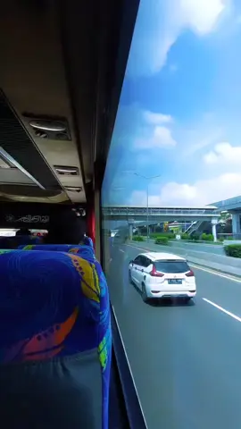 Vibes tol japek  Tag seseorang Like,coment,share Bantu support & follow . . . . . . . . . . . #rahasiahati #elemenband #toljapek #jakartacikampek #jakarta #jakartahitz #vibes #jaksel #jakartaselatan #jakartastreet #bismania #biscommunty #fyp #bisarimbi #arimbi