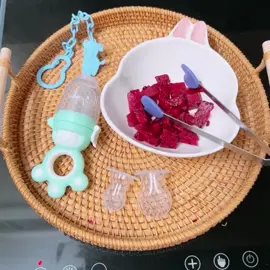 Túi nhai ăn dặm Misuta gồm 1 túi nhai và 3 núm nhai. Tránh hóc cho bé, ba mẹ an tâm #tuinhaiandam #tuinhaisilicon #tuinhaiantraicay #tuinhaichonghocchobe 