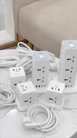 Deli ra mắt ổ điện vuông tích hợp USB và Type C siêu tiện lợiiii #deli #delilifestyle #giadungtienich #odiendanang #odienthongminh #odien 