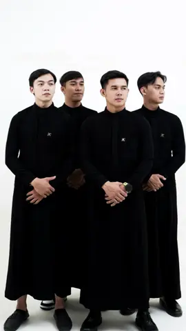 🥂#CapCut #kandura #outfit #outfit #ramadhan2024 #jubahmuslimpria #jubahmuslimslimfit #fashion #style 