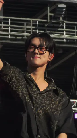 ver 2 of #jungwon soundcheck 🤭 #jungwonenhypen #jungwonedit #yangjungwon #enhypen 